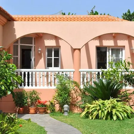 Apartman Almar *