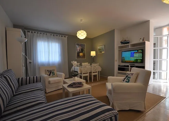 Apartman Almar Caleta de Interián